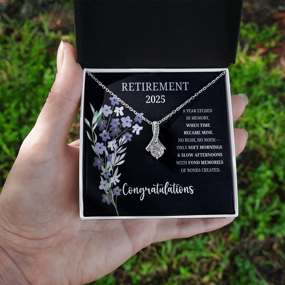 Elegant Retirement Necklace for Women – 2025 Retirement Gift
